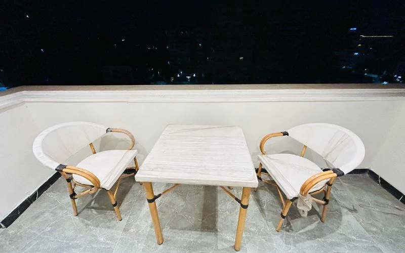 منطقة جلوس داخل استوديو ميني فندق نُزلي عباس العقاد